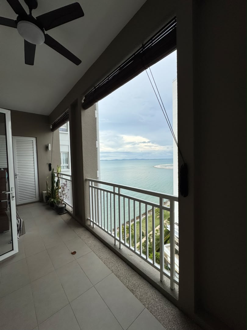 Quayside Condominium For Sale | 2146sqft | 2+1R3B | RM969.25psf