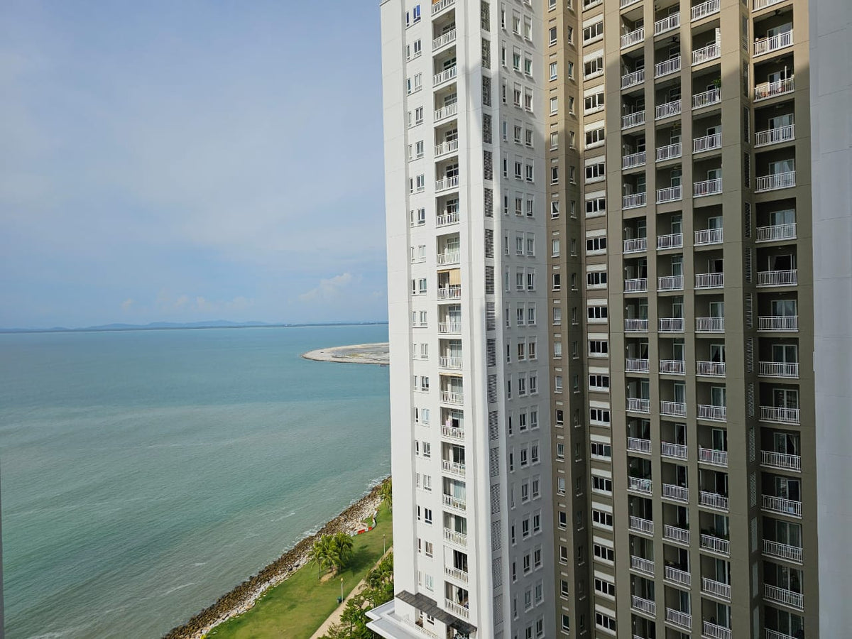 Quayside Condominium For Sale | 2146sqft | 2+1R3B | RM969.25psf