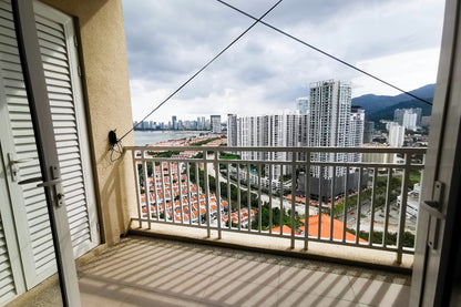 Quayside Condominium For Rent 
