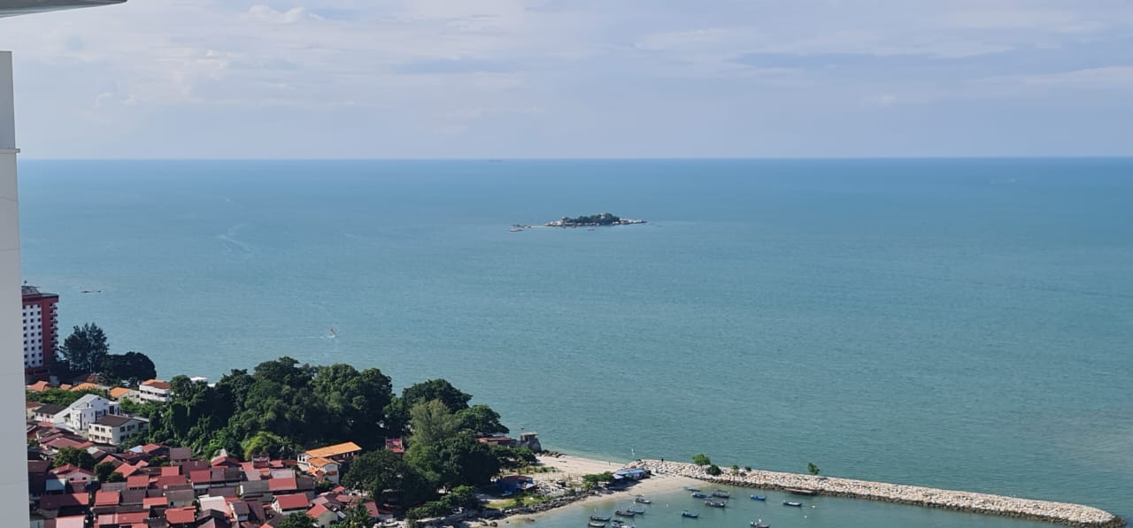 Quayside Condominium For Sale 