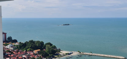 Quayside Condominium For Sale 