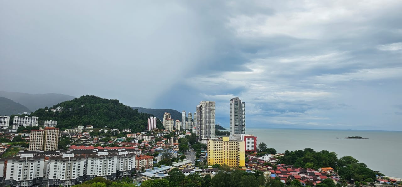 Quayside Condominium For Sale