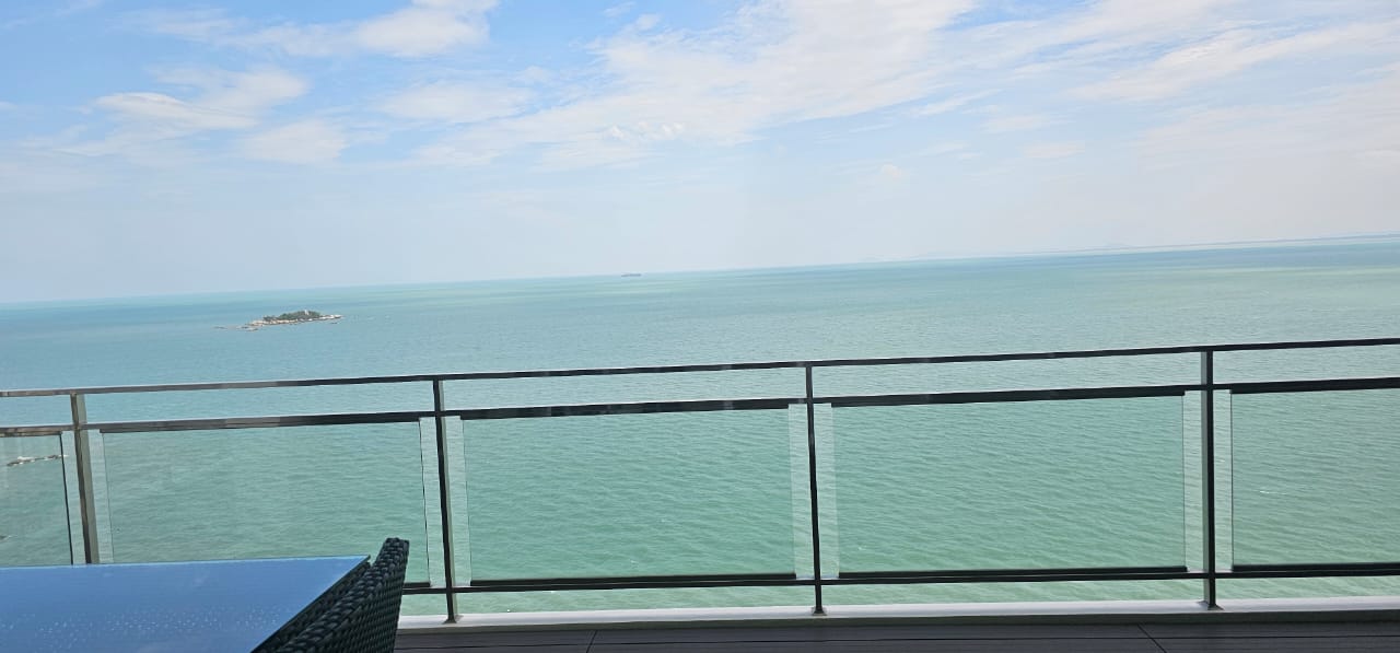 Skyhome Condominium For Sale