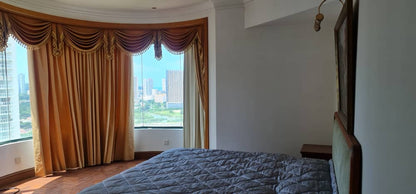 Silverton Condominium For Sale