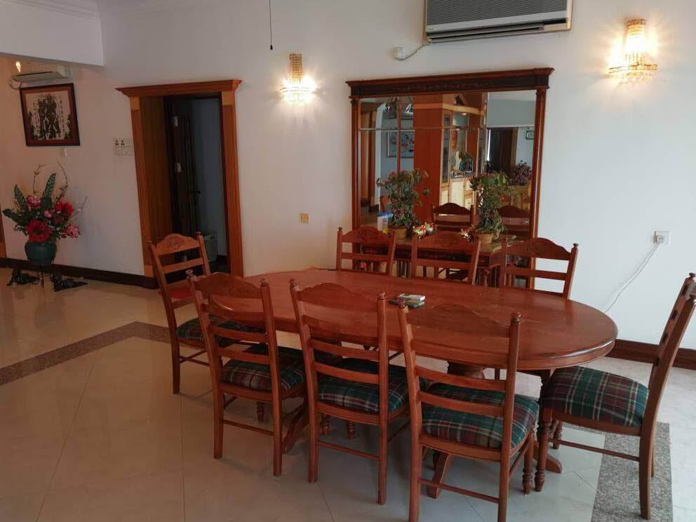 Silverton Condominium For Sale