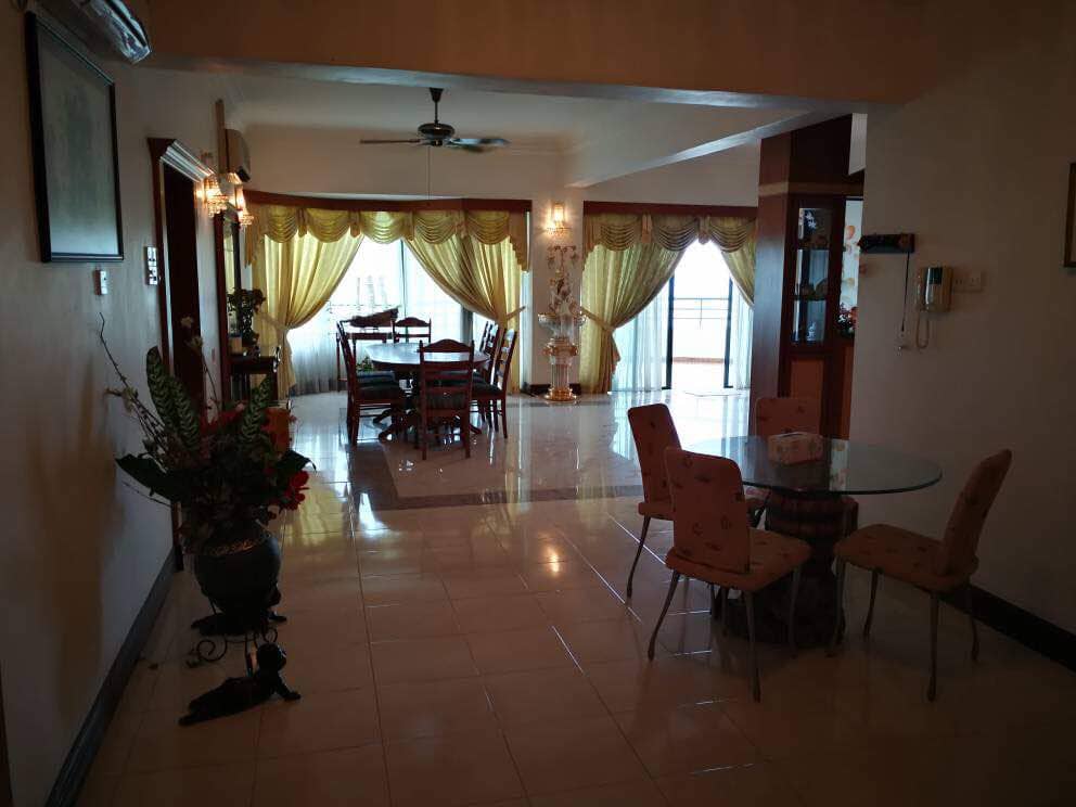 Silverton Condominium For Sale