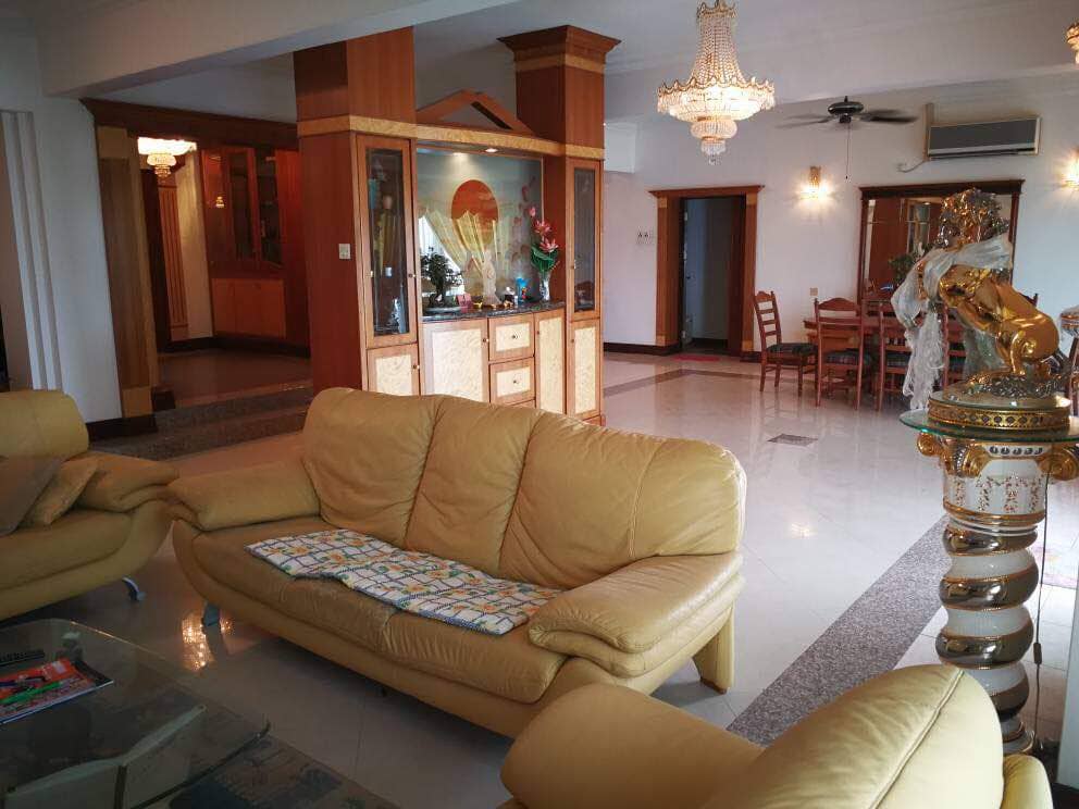 Silverton Condominium For Sale