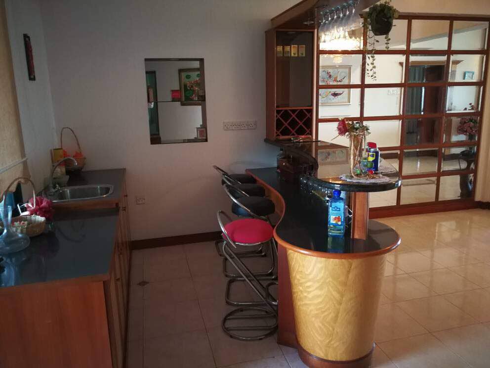 Silverton Condominium For Sale