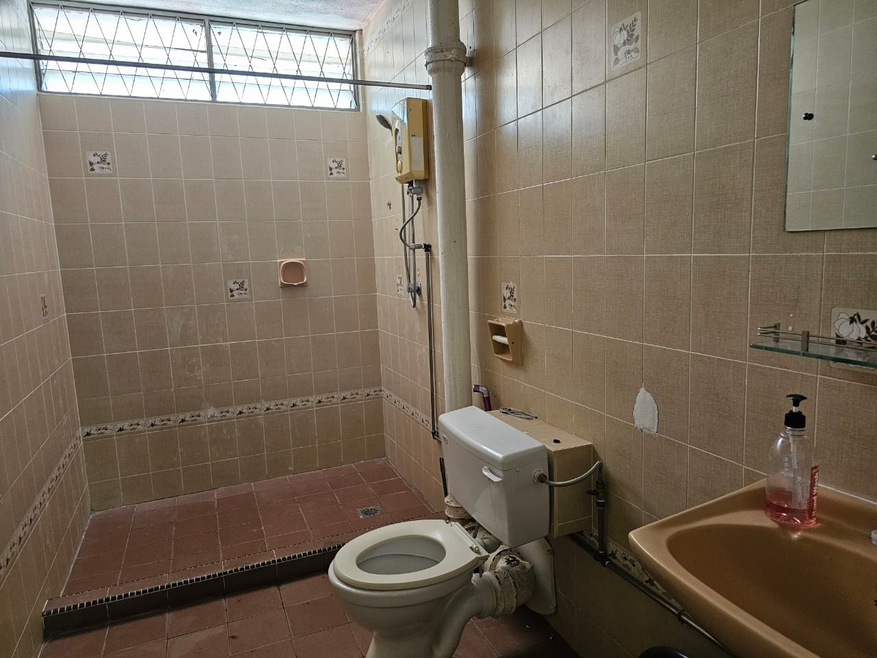 Sungai Ara Landed House For Sale