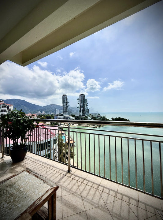 Sri Golden Bay Condominium For Sale | 2875sqft | 4+1R3+2B | RM932.17psf