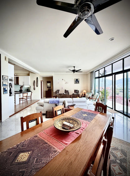 Sri Golden Bay Condominium For Sale | 2875sqft | 4+1R3+2B | RM932.17psf