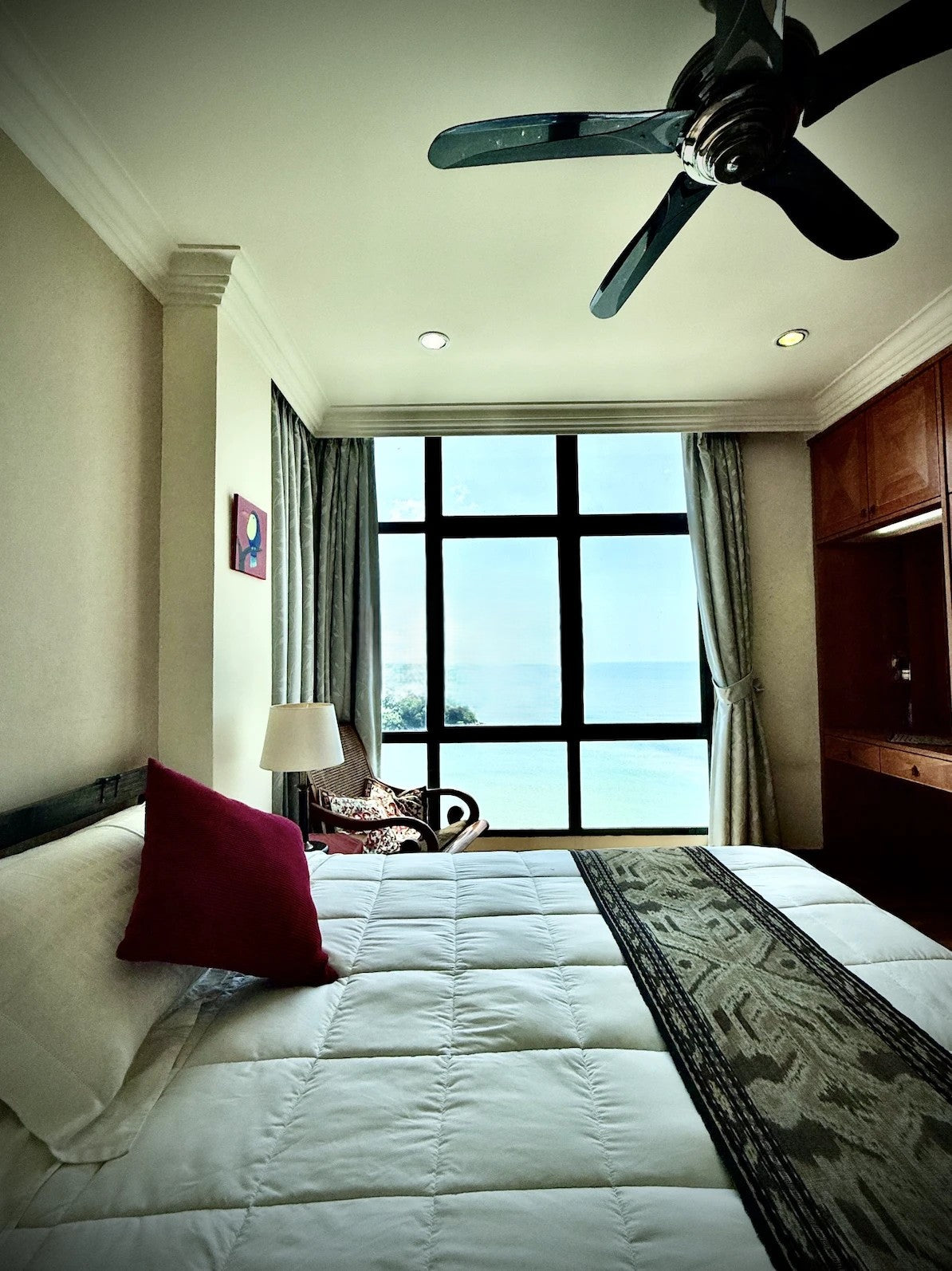 Sri Golden Bay Condominium For Sale | 2875sqft | 4+1R3+2B | RM932.17psf