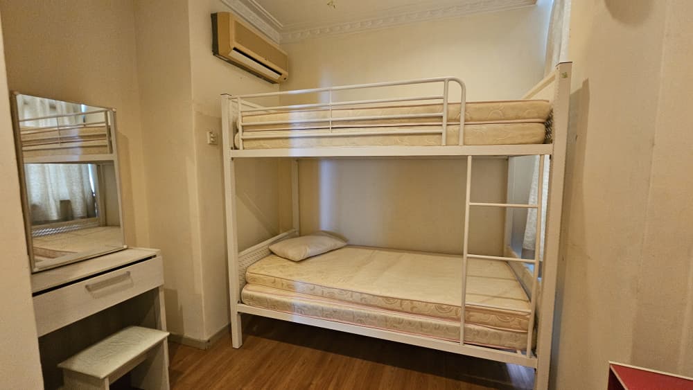 Sri Golden Bay Condominium For Sale | 2300sqft | 3R2B | RM826.09psf