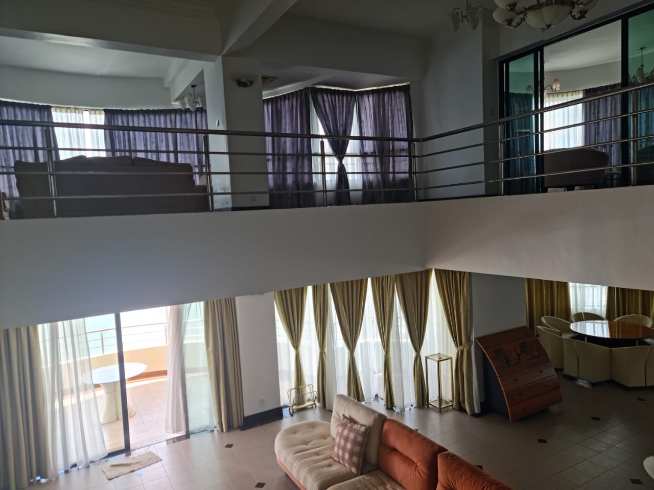 Silverton Condominium For Sale