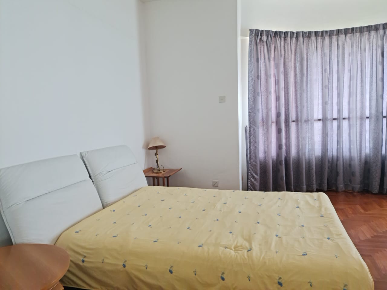 Silverton Condominium For Sale