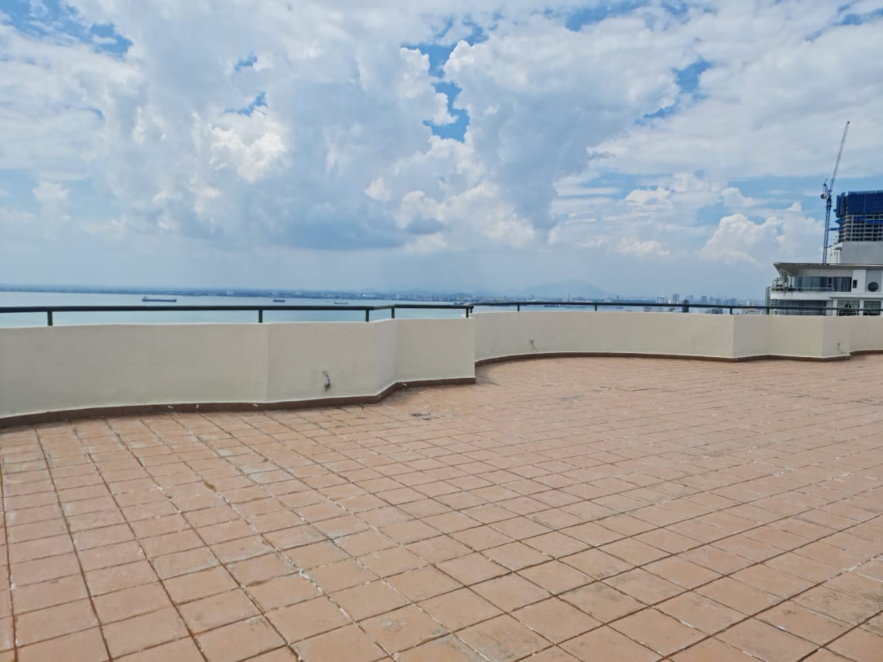 Silverton Condominium For Sale
