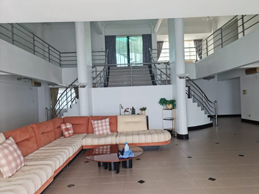 Silverton Condominium For Sale