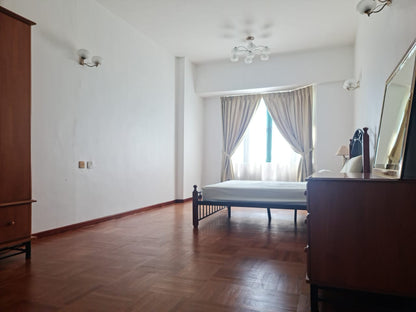 Silverton Condominium For Sale