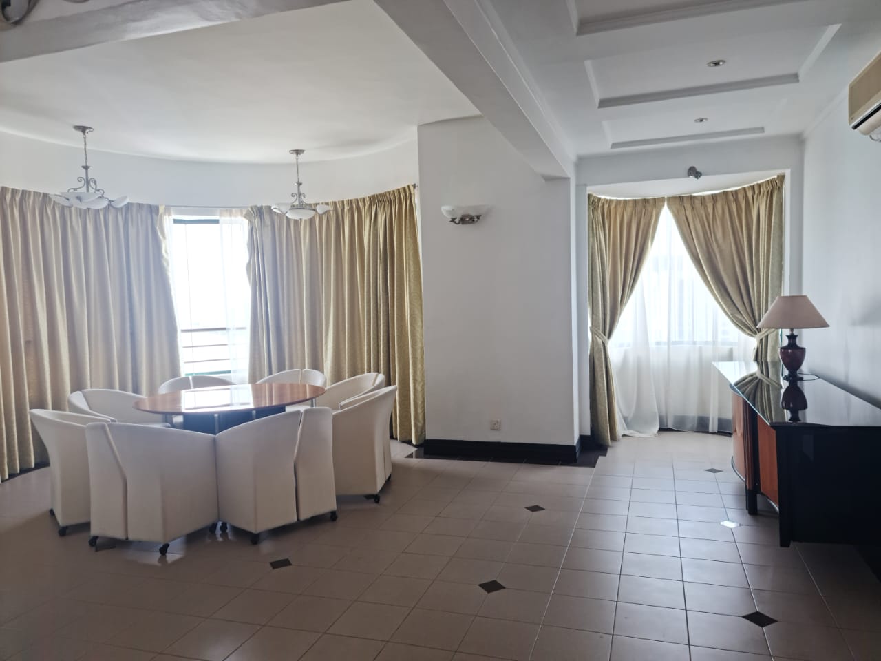 Silverton Condominium For Sale