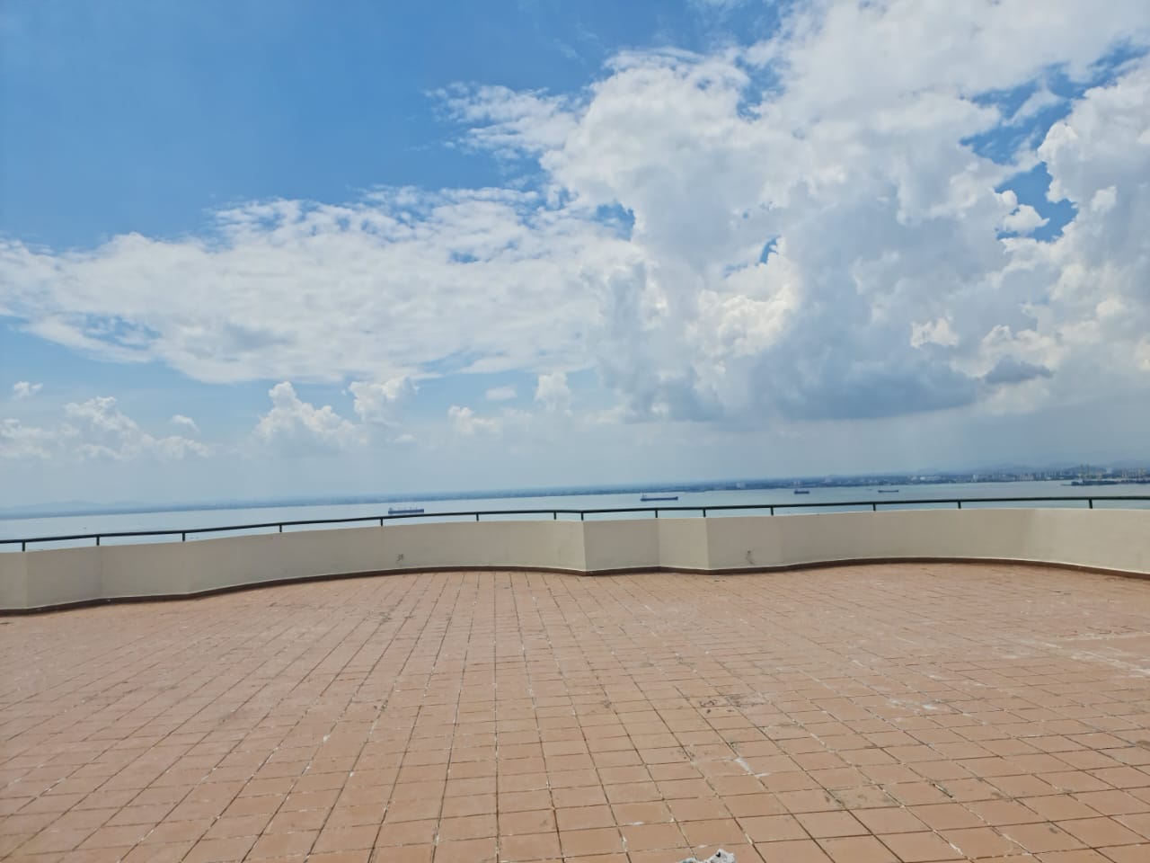 Silverton Condominium For Sale