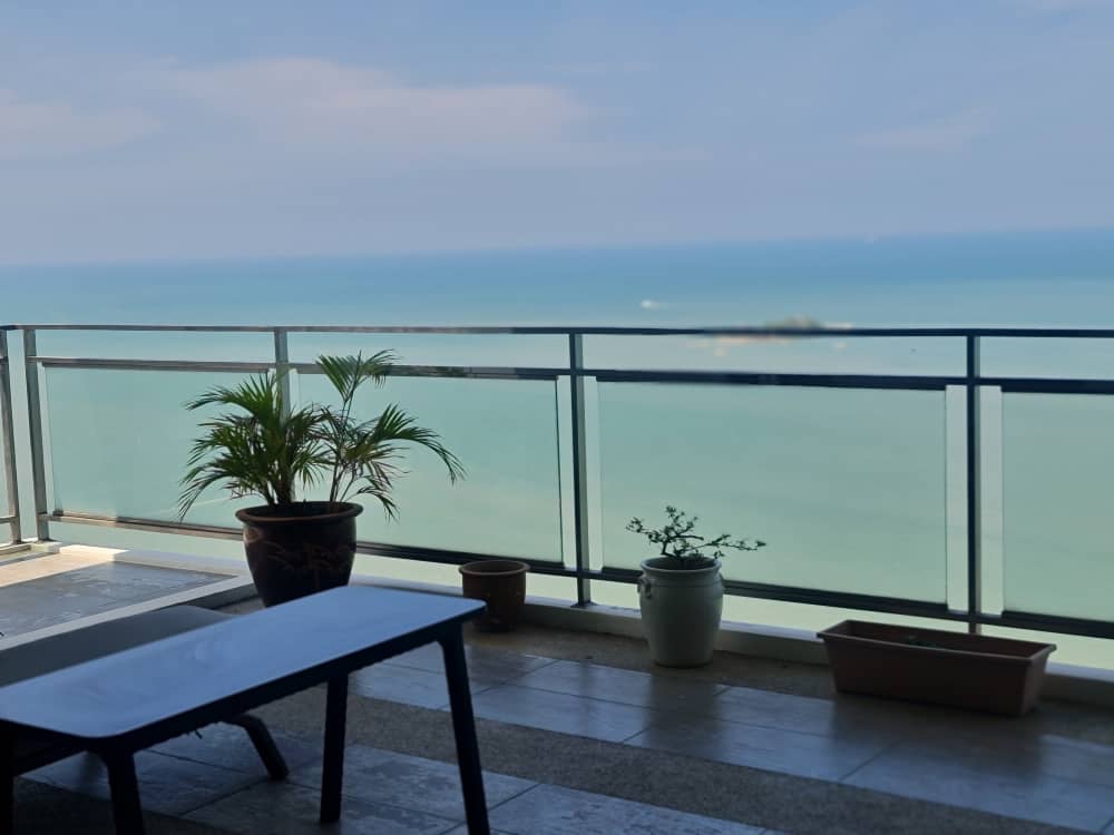 Skyhome Condominium For Sale | 6000sqft | 4+1R6B | RM800/sqft