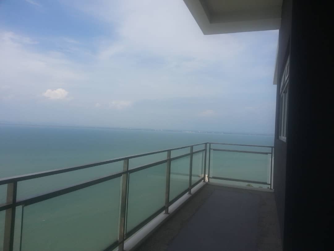 Skyhome Condominium For Sale