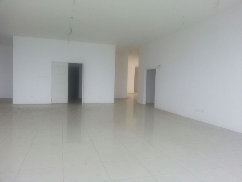 Skyhome Condominium For Sale