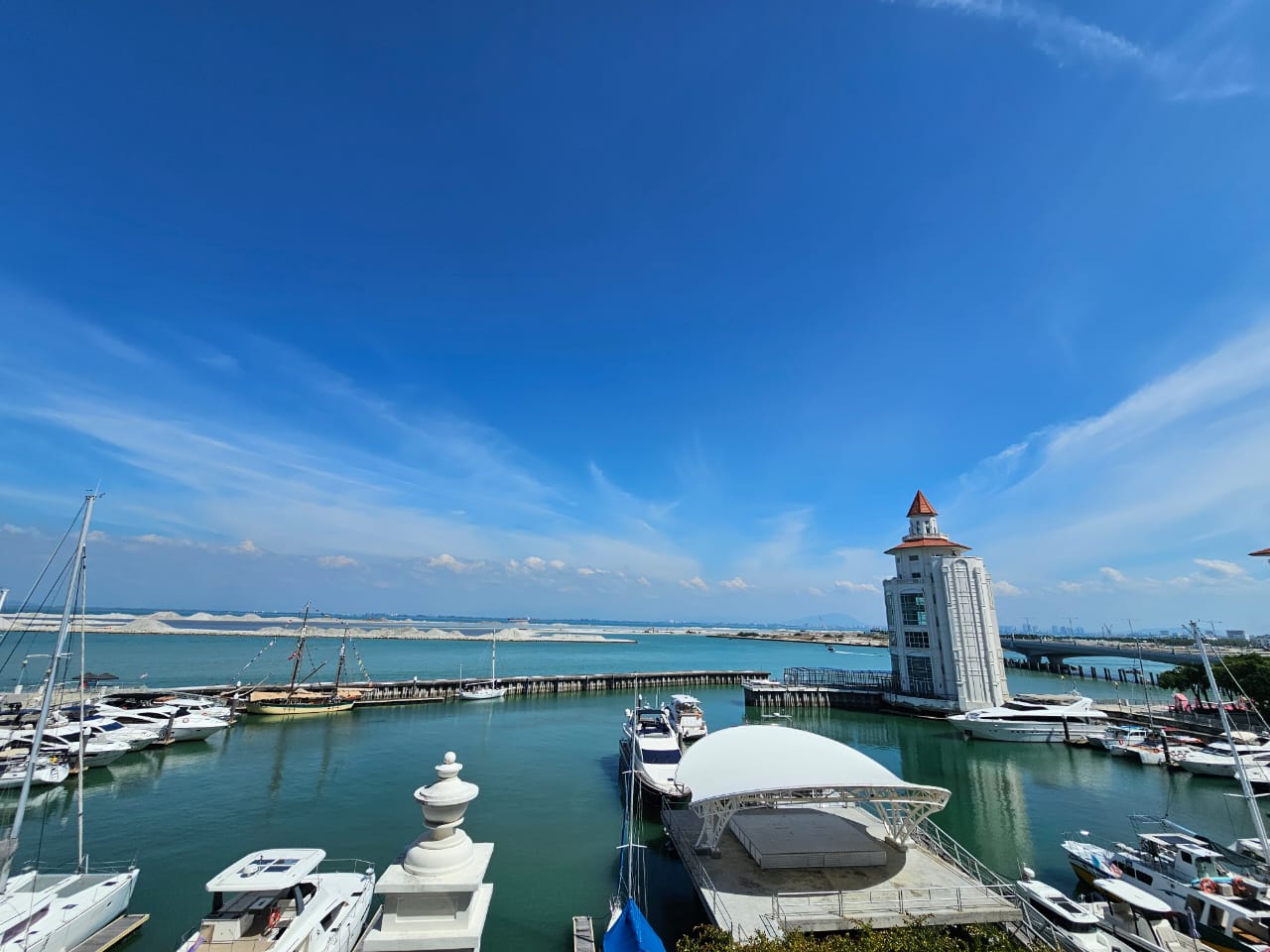 Straits Quay (The Suites at Waterside) for Sale