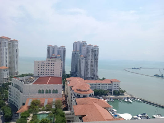 Straits Residences Condominium For Sale