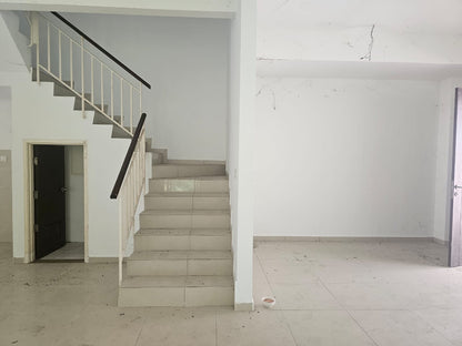 Setia Vista Landed House For Sale | 1300sqft | 3+1R3B | RM1000psf (floor) | RM325psf (land)