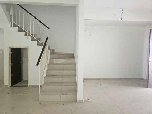 Setia Vista Landed House For Sale | 1300sqft | 3+1R3B | RM1000psf (floor) | RM325psf (land)