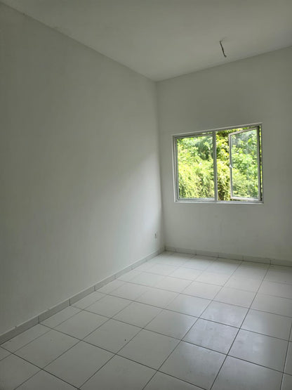 Setia Vista Landed House For Sale | 1300sqft | 3+1R3B | RM1000psf (floor) | RM325psf (land)