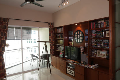 Tanjung Beach Condominium For Sale 