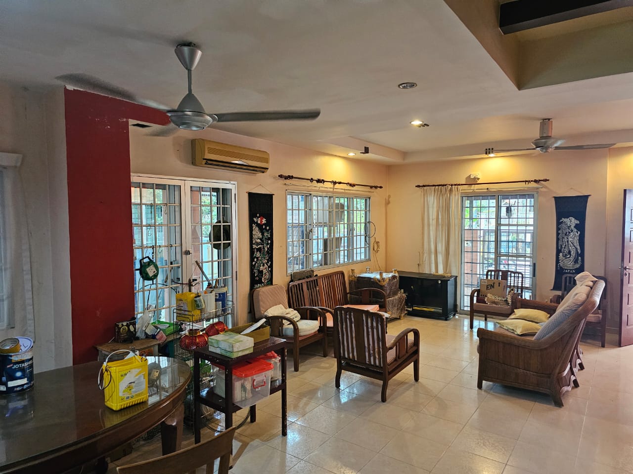 Tanjung Bungah Landed House For Sale | 2400sqft | 4R3B | RM395.83psf (floor) | RM452.60psf (land) |