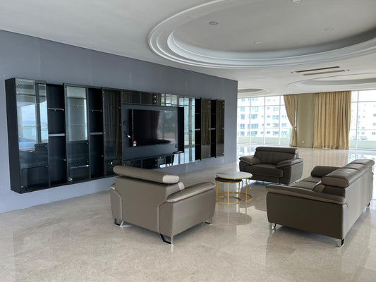 8 Gurney (The Shore Condominium) For Sale