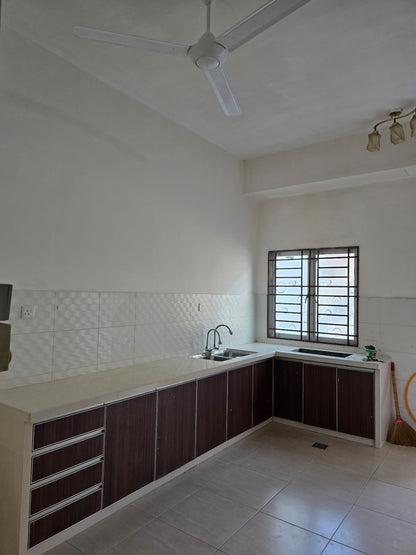 Setia Vista Landed House For Rent | 1400sqft | 4R4B | RM1.57psf