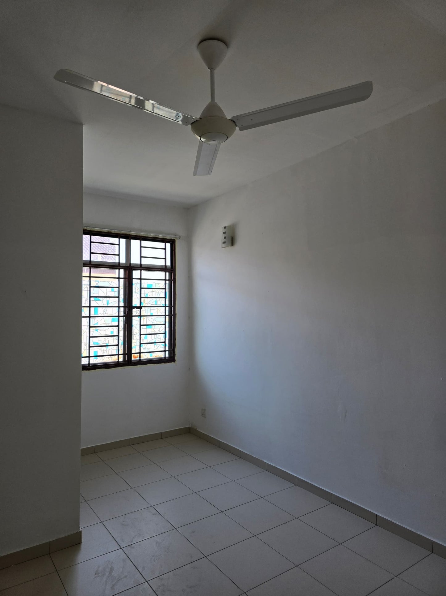 Setia Vista Landed House For Rent | 1400sqft | 4R4B | RM1.57psf