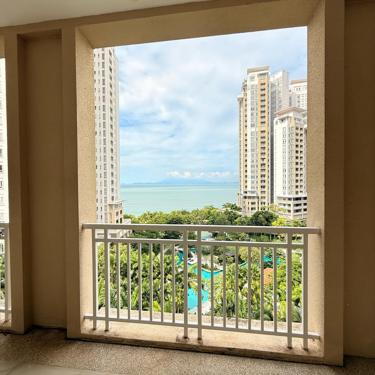 Quayside Condominium For Sale