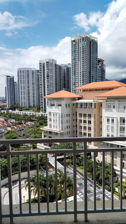Quayside Condominium For Sale | 2146sqft | 2+1R3B | RM922.65psf