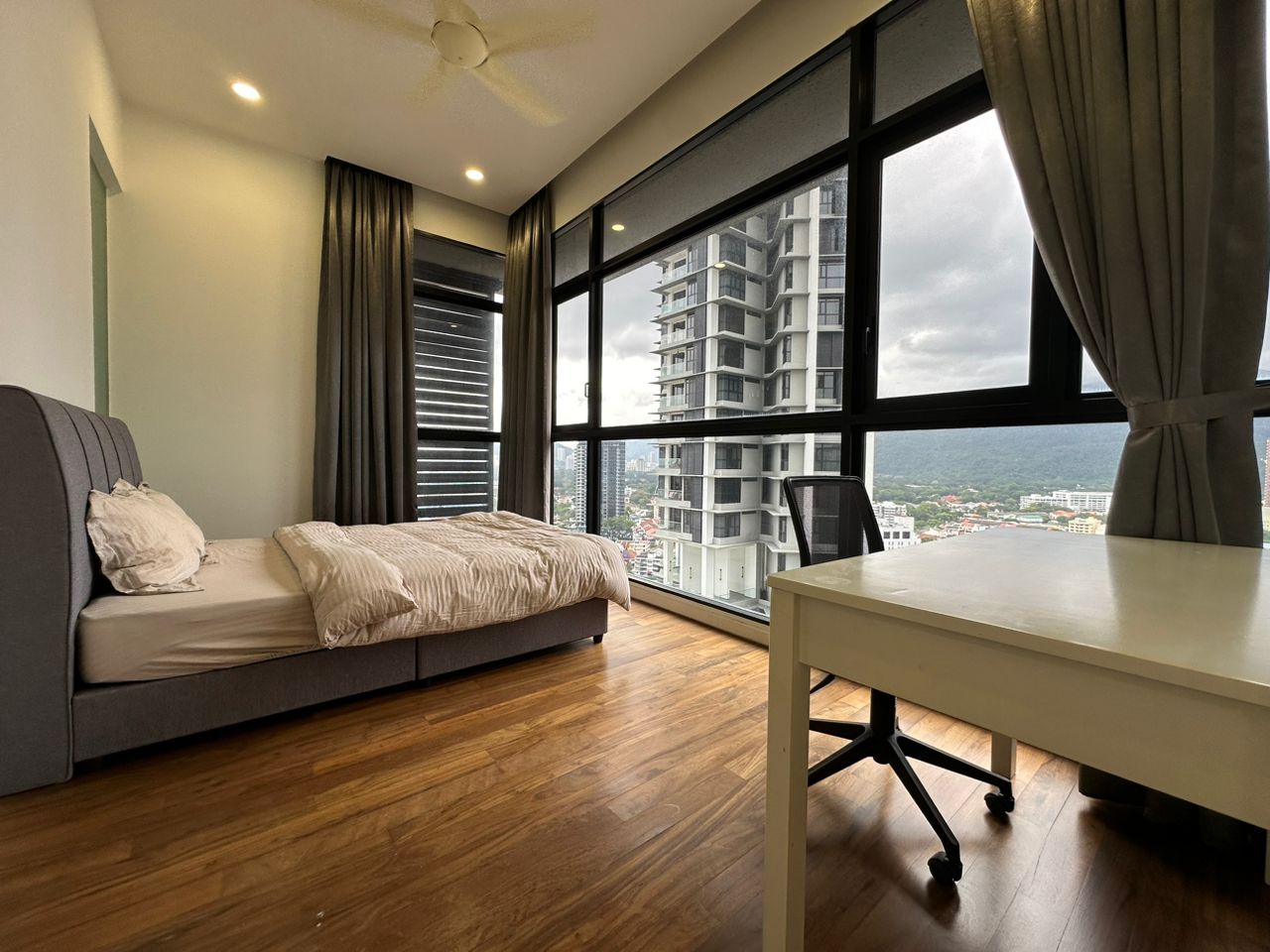 Setia V Residence Condominium For Sale