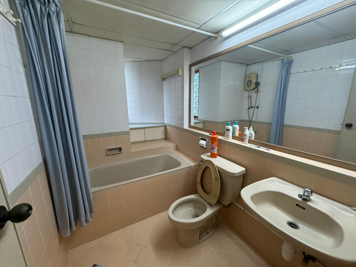 Scotland Park Condominium For Sale