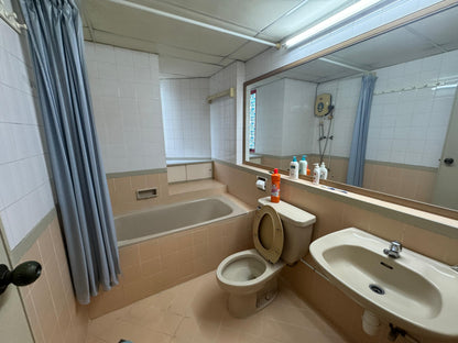 Scotland Park Condominium For Sale